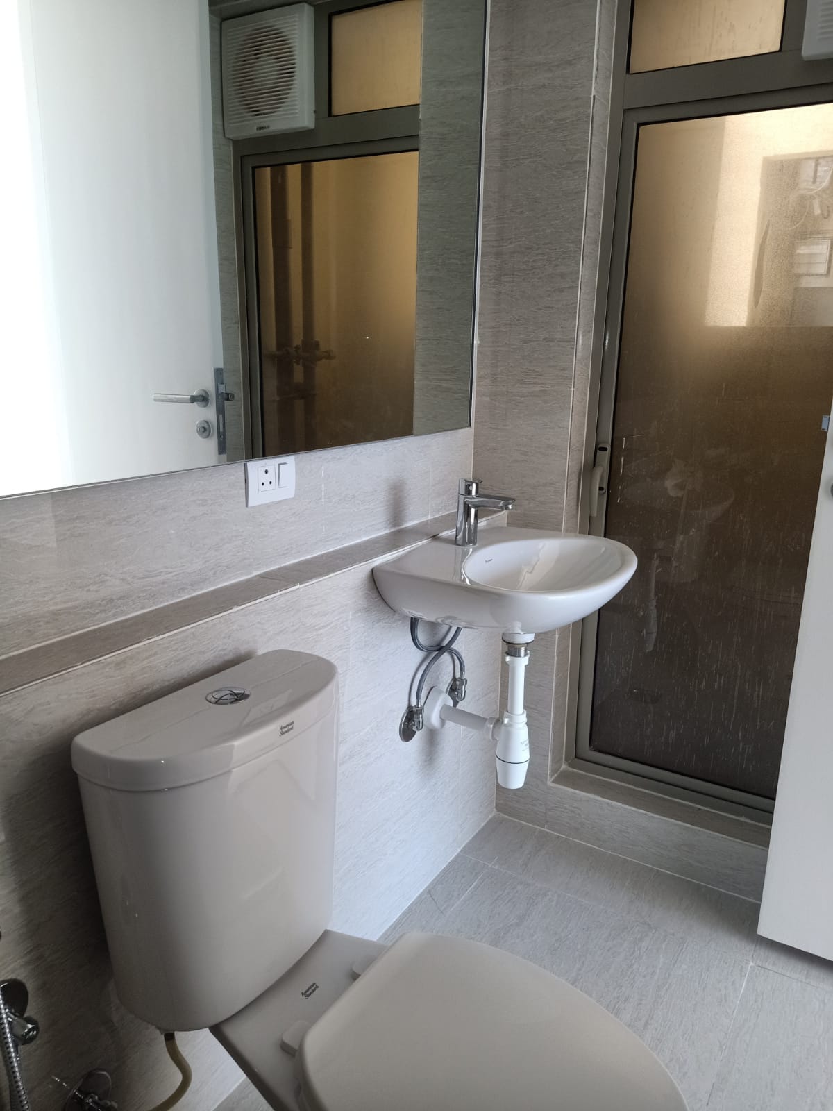 2 BHK Flat for Sale in New Panvel - Zeus Hiranandani Fortune City